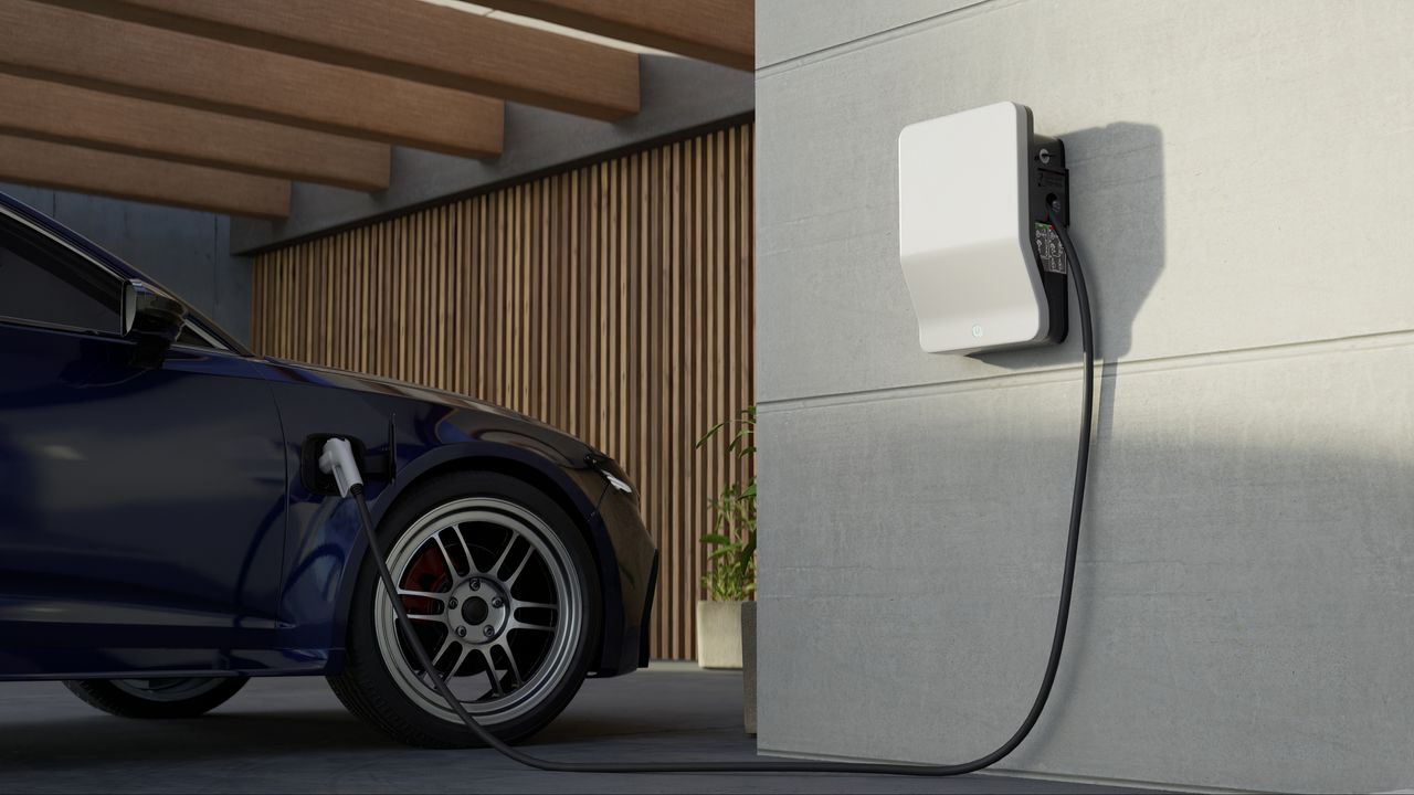 "Optimizing EV Charging Station Scheduling: Priority & Off-Peak Hours"